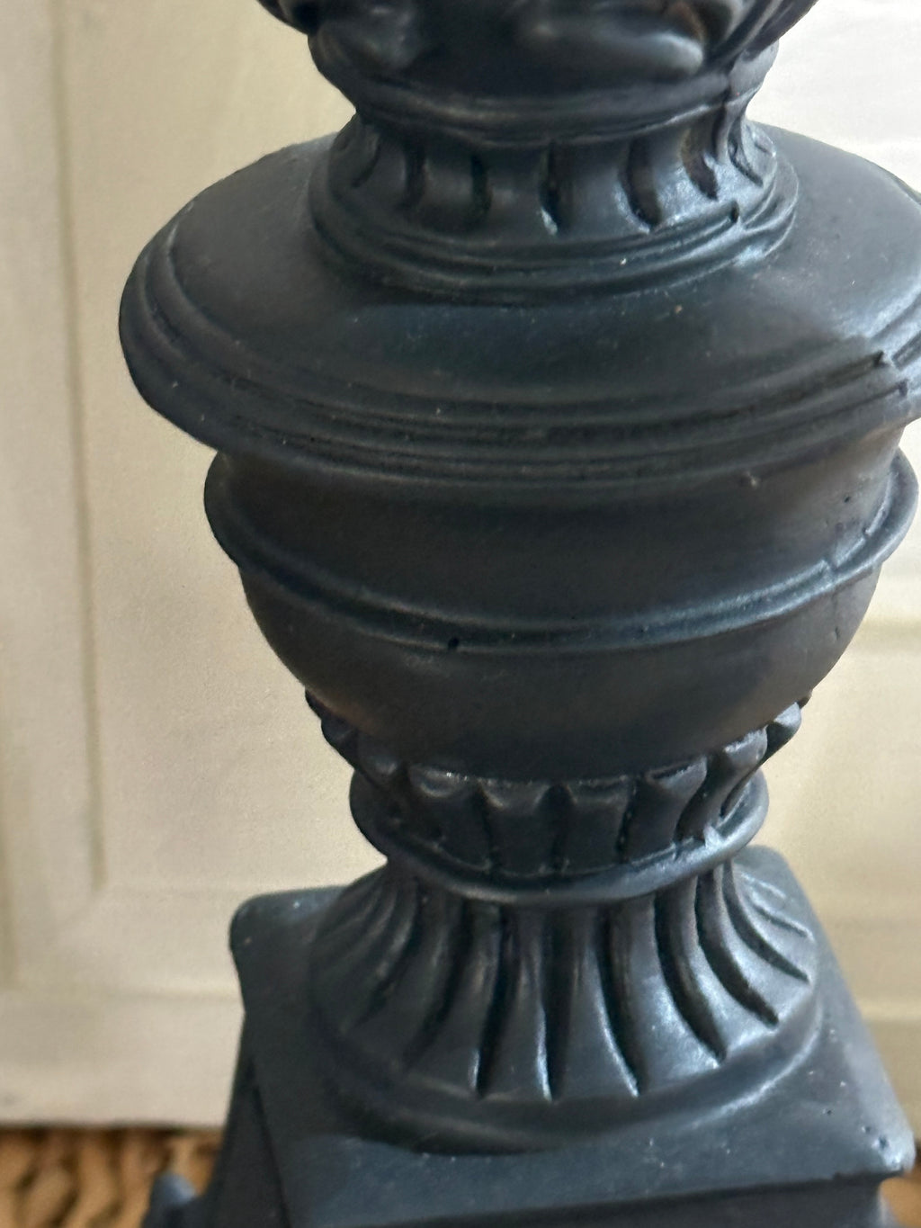 Candle pillars