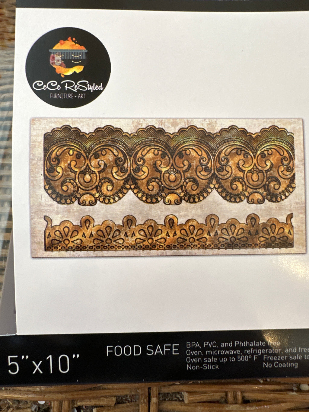 Decor mould